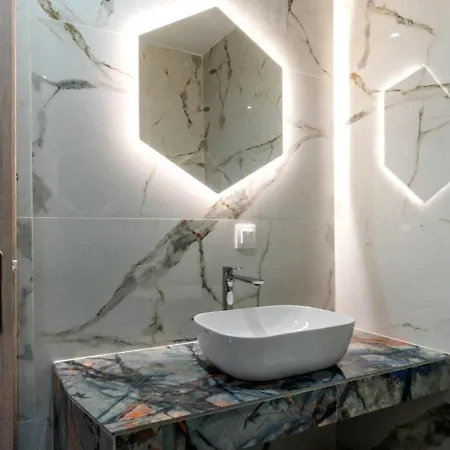 Apartment Modern & Comfort In Metaksourgeio 1 *