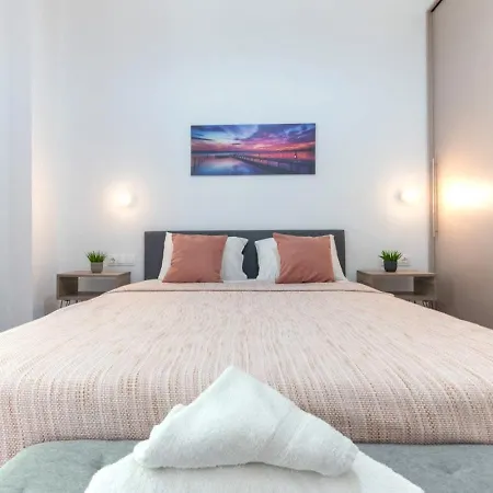 Modern & Comfort In Metaksourgeio 1 Athens